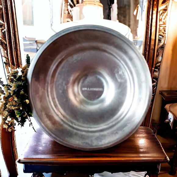 1970's Pair of Wm A Rogers by Oneida 6” Silver Plate Candle Holders - Picture 5 of 6